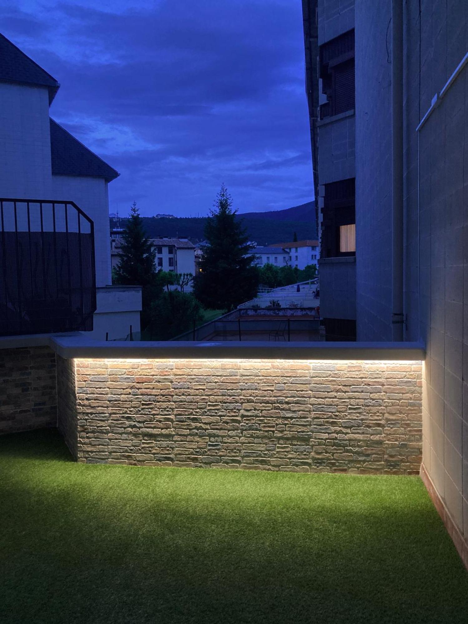 Apartamento Casa Aspe Jaca Exterior foto